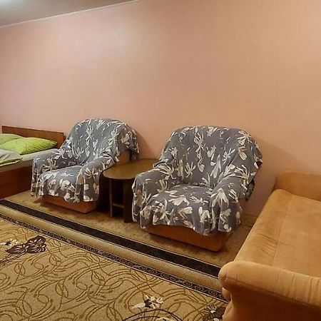 Nice Apartment Kiev Buitenkant foto