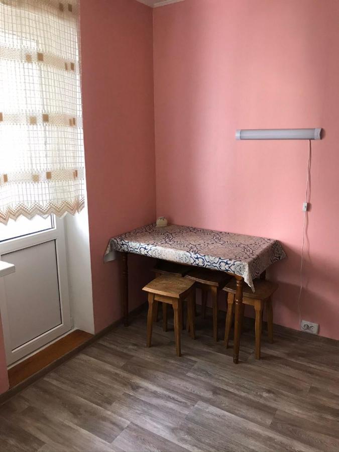 Nice Apartment Kiev Buitenkant foto