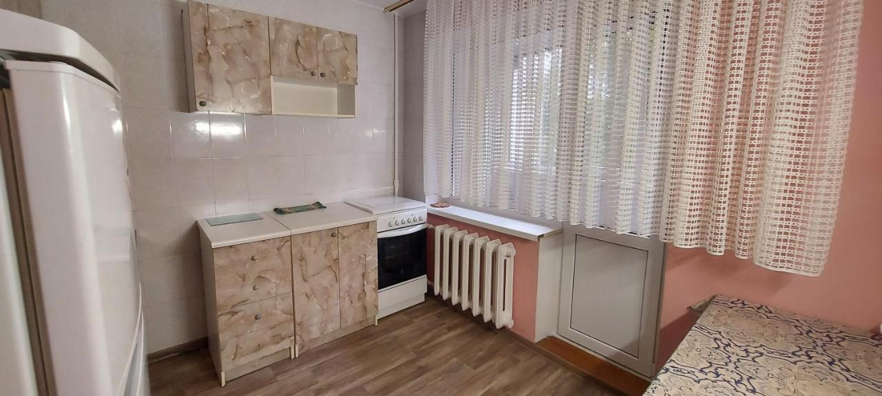 Nice Apartment Kiev Buitenkant foto